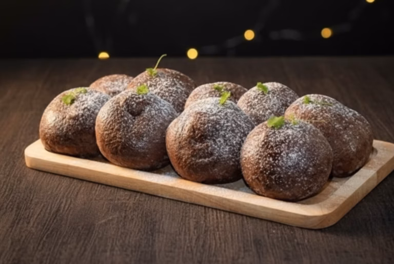 Нежное шоколадное печенье с сочной черешней и сгущёнкой