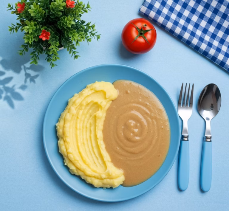 Нежный соус с курицей и лесными грибами